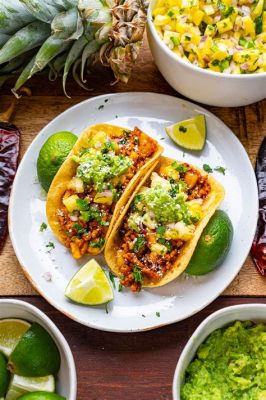  Tacos al Pastor? A Culinary Symphony of Succulent Marinated Pork and Tangy Pineapple Salsa!